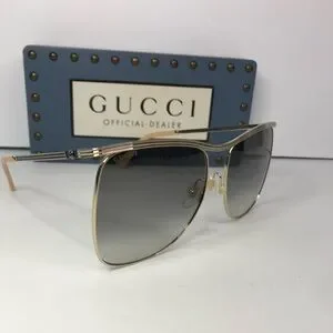 Gucci | Accessories | New Authentic Gucci Grey Square Ladies  display picture 1